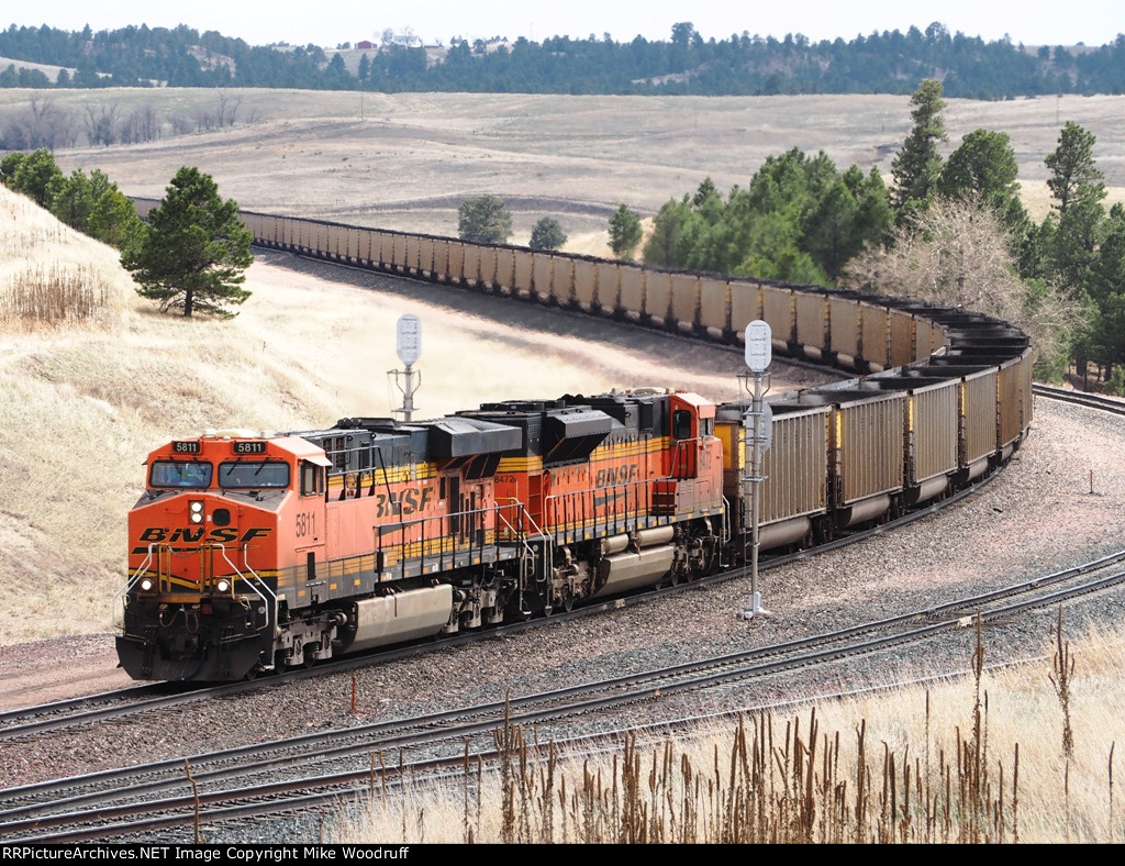 BNSF 5811